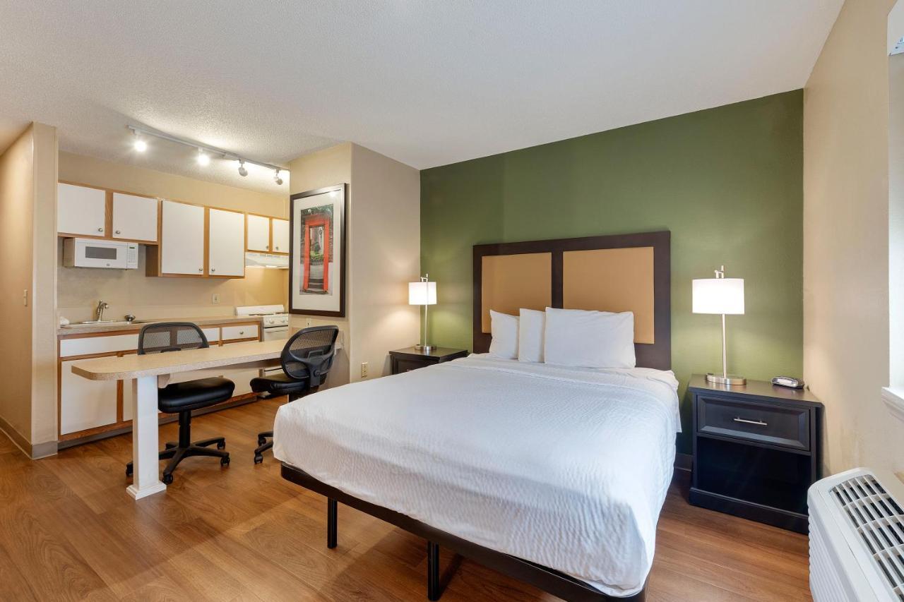 Extended Stay America Select Suites - Charlotte - Tyvola Rd - Executive Park Extérieur photo