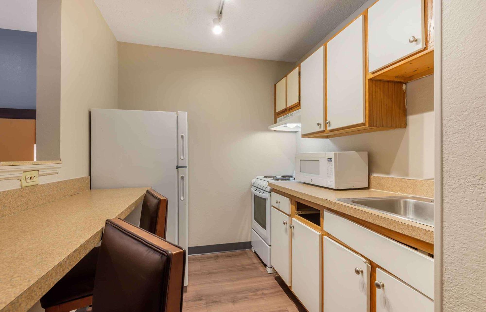 Extended Stay America Select Suites - Charlotte - Tyvola Rd - Executive Park Extérieur photo