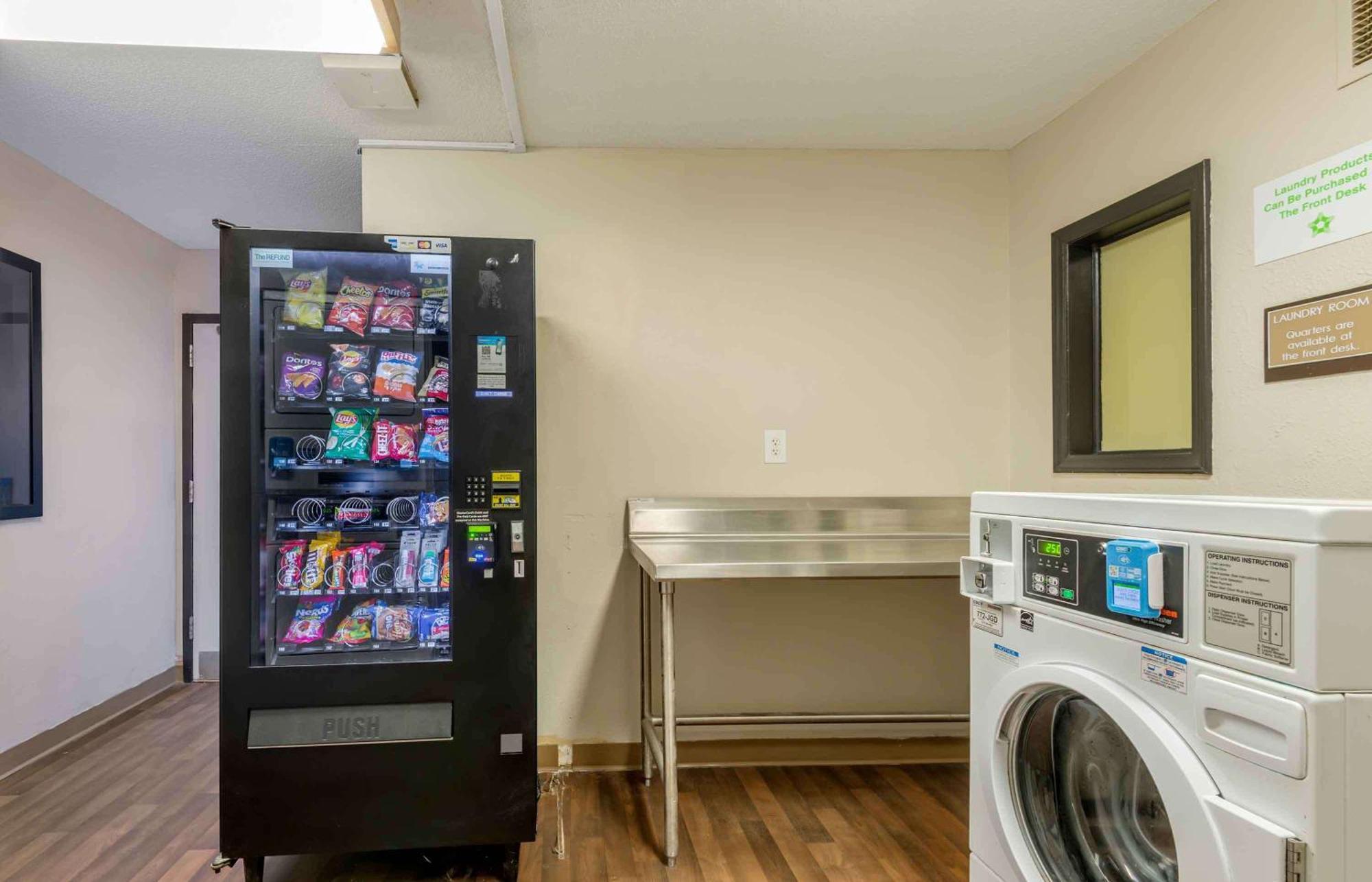 Extended Stay America Select Suites - Charlotte - Tyvola Rd - Executive Park Extérieur photo