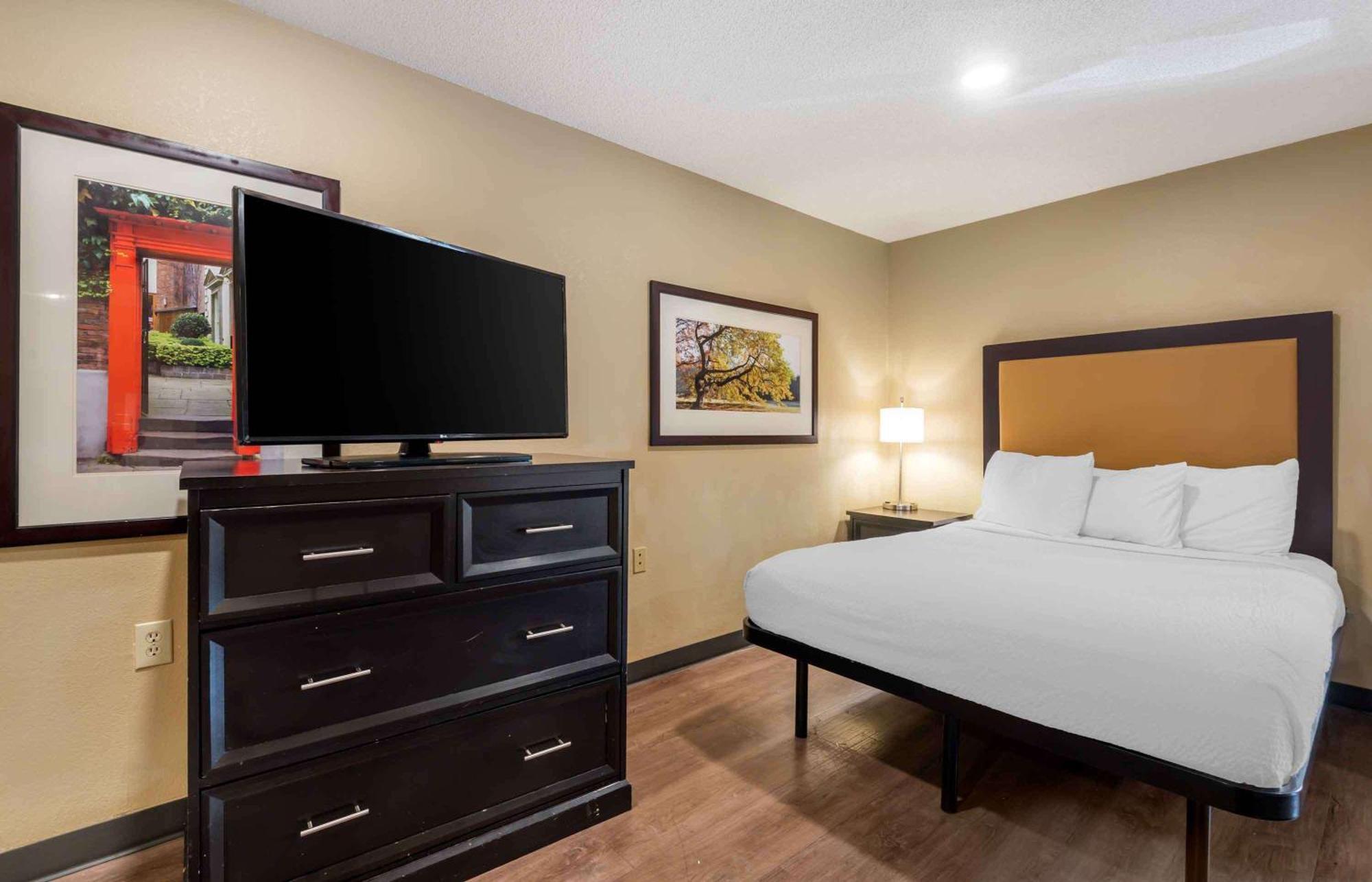 Extended Stay America Select Suites - Charlotte - Tyvola Rd - Executive Park Extérieur photo