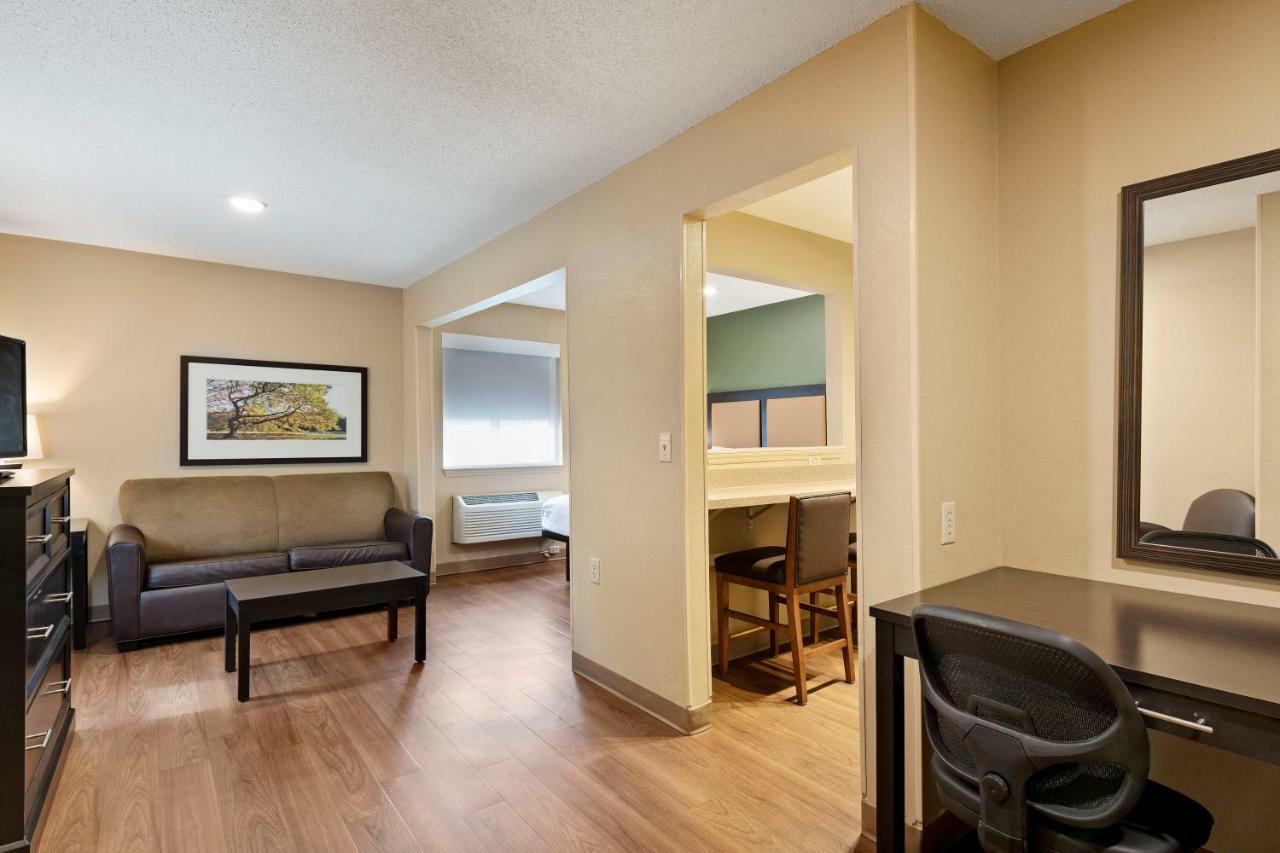 Extended Stay America Select Suites - Charlotte - Tyvola Rd - Executive Park Extérieur photo